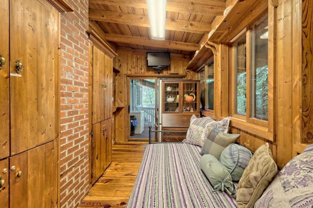 Hannahs Perch On Lake Burton With Private Top Patio And Bottom Dock Clayton Eksteriør bilde