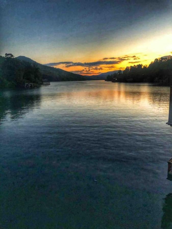 Hannahs Perch On Lake Burton With Private Top Patio And Bottom Dock Clayton Eksteriør bilde